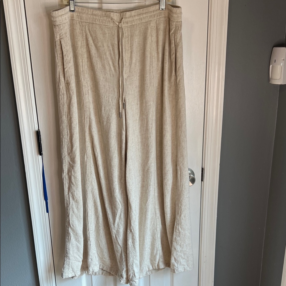 Simply Vera Vera Wang Wide Leg Linen Pants in Beige